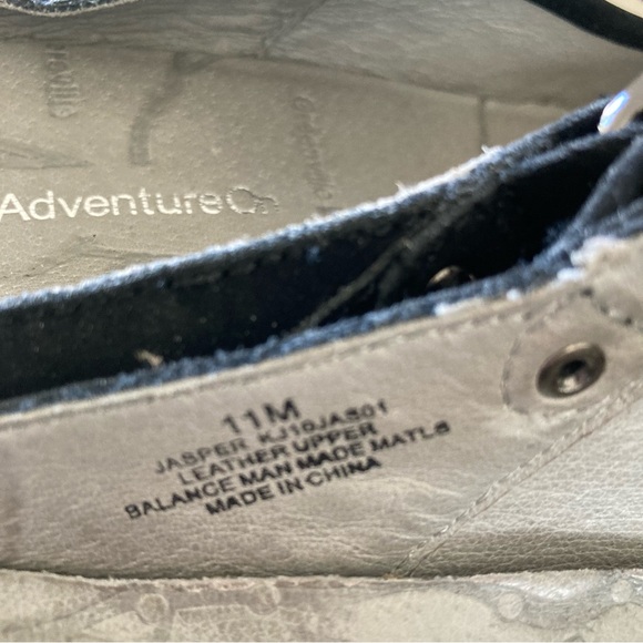 J-41 Size 11 Black Mary Jane Shoes - Picture 2 of 8